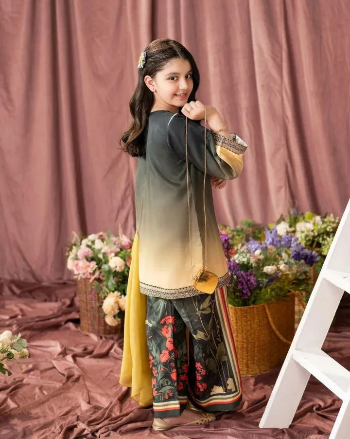 Girl's 3 Pcs Lawn Co-Ord Set