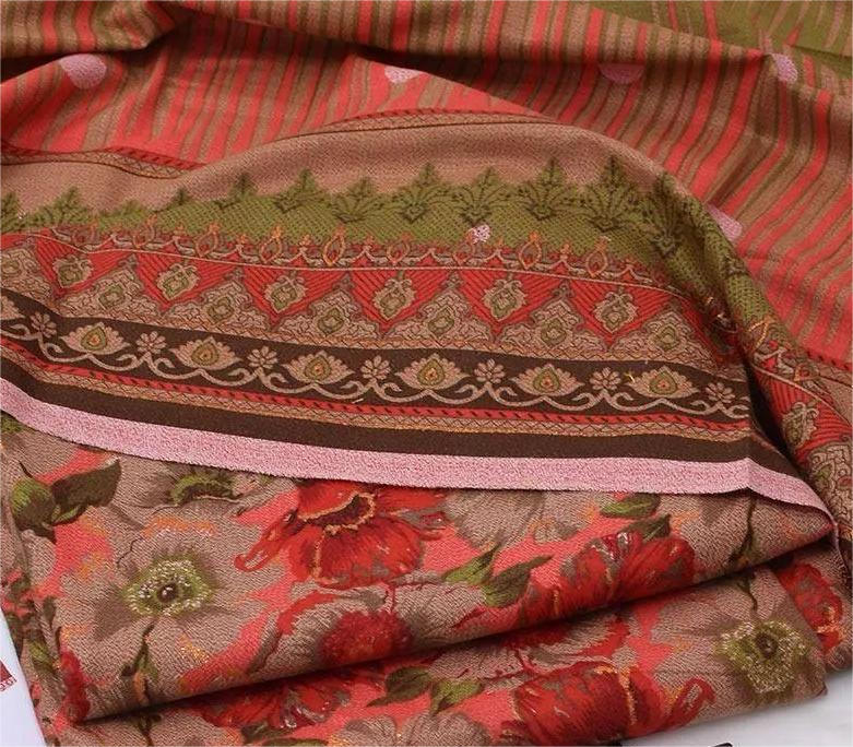 Women's Unstitched 3-Pcs Dhanak Suit